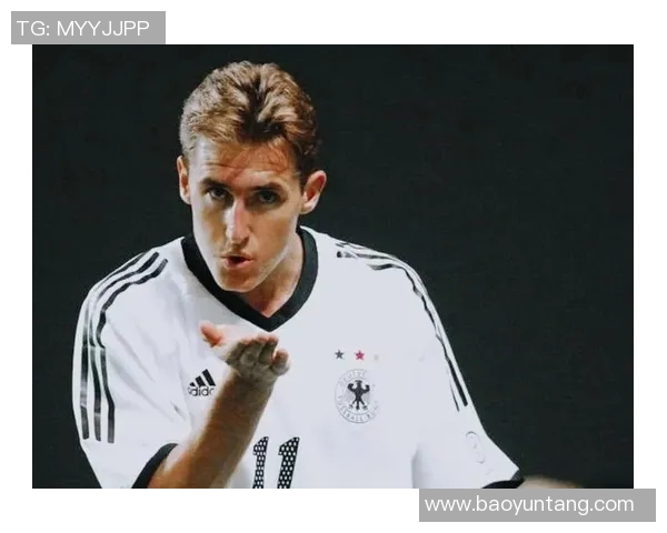 足球明星莫拉斯的传奇之路与辉煌成就揭秘 足球明星莫拉斯的传奇之路与辉煌成就揭秘