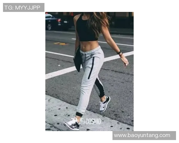 足球明星们热衷的Nike背包时尚潮流与运动风格的完美结合 足球明星们热衷的Nike背包时尚潮流与运动风格的完美结合